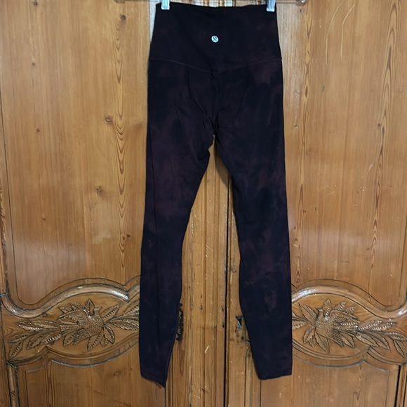 Lululemon 28” High-Rise Align Legging - Picture 5 of 6